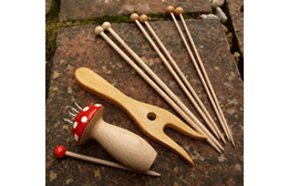 Knitting tools and accessories